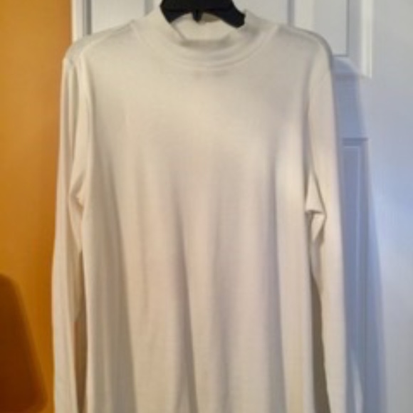 Ladies sweater - Picture 1 of 2